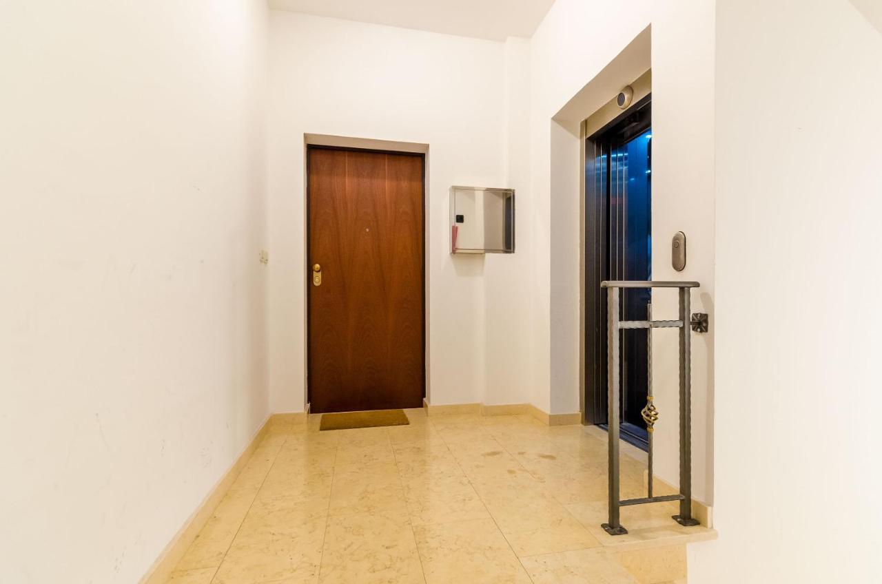 Orsan Apartment